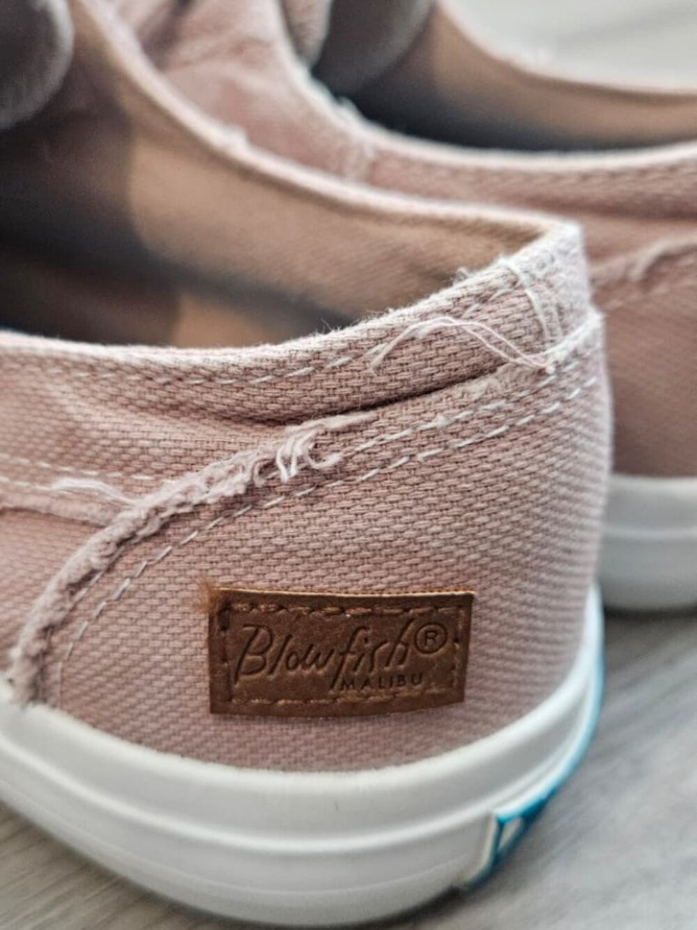 Blowfish Malibu Maxine Womens Size 8M Dusty Blush Pink Distressed Canvas Shoes - Picture 6 of 7